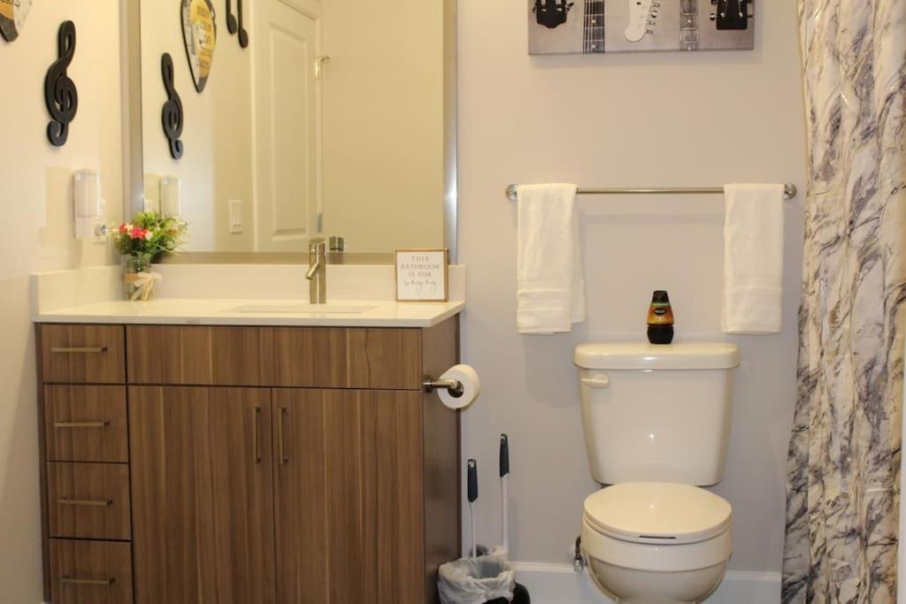Luxury In The Gulch Apartment Нашвил Екстериор снимка